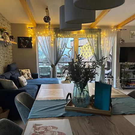 펜션 Zebikucko Vendeghaz