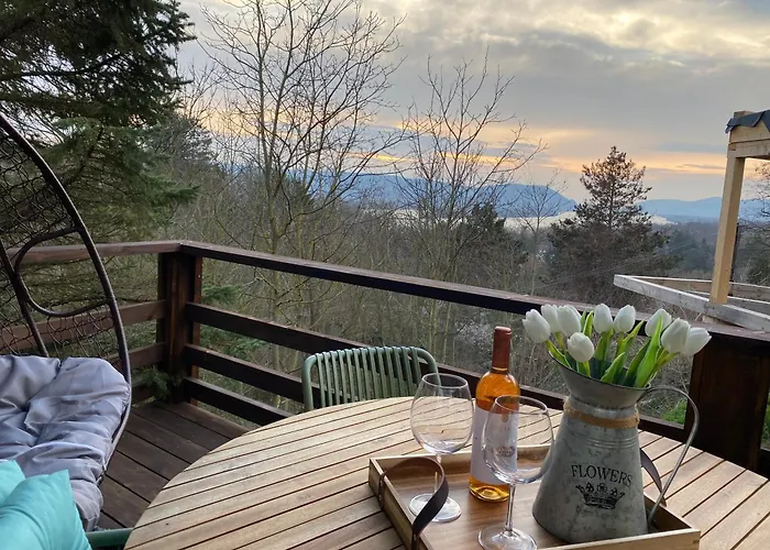 Zebikucko Vendeghaz *