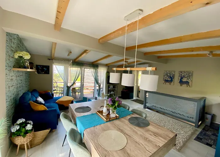 Zebikucko Vendeghaz Zebegény