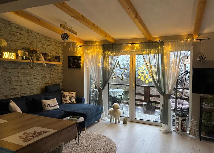 Zebikucko Vendeghaz Zebegény